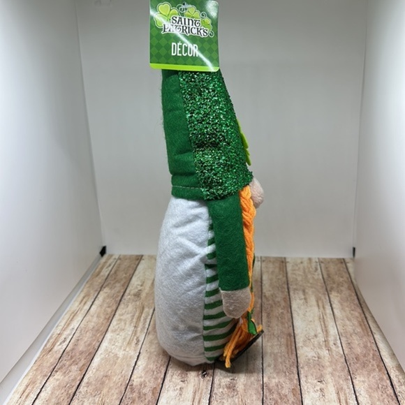 St. Patrick’s gnome - Picture 3 of 3